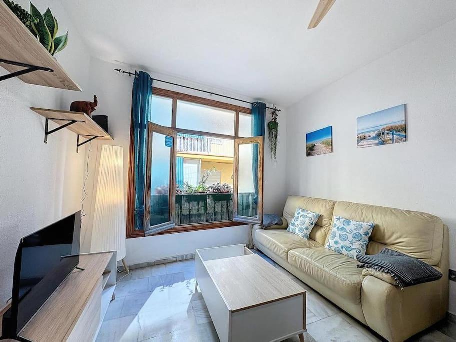 Urban Oasis Apartment Estepona Exterior photo